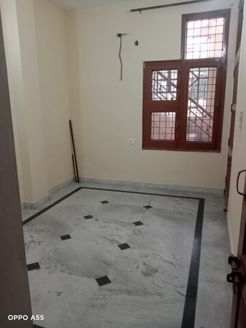 Room in 2 BHK Builder Floor at Sector 15 – for Rent