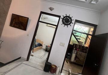 Furnished Amenities in 4 BHK Villa at D Block Shastri Nagar – for Sale