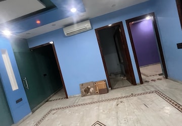 Team Area in 6 BHK Independent House at F Block Shastri Nagar – for Sale