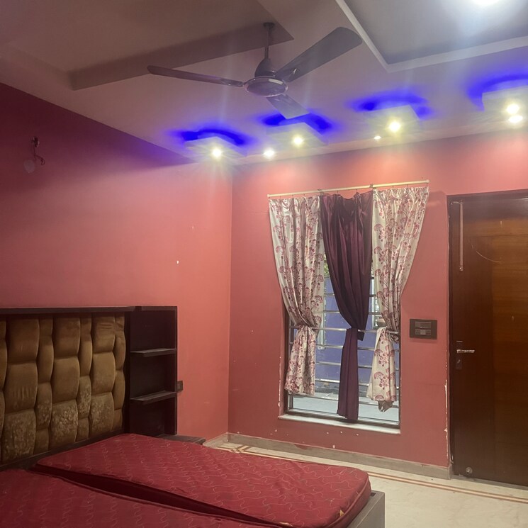 Bedroom, f block shastri nagar 6 Bedroom 185 Sq.Yd. Independent House In F Block Shastri Nagar Ghaziabad 9347433