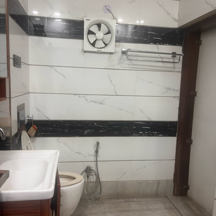 Kitchen, f block shastri nagar 6 Bedroom 185 Sq.Yd. Independent House In F Block Shastri Nagar Ghaziabad 9347433
