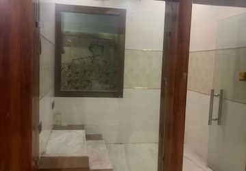 Room in 6 BHK Independent House at F Block Shastri Nagar – for Sale