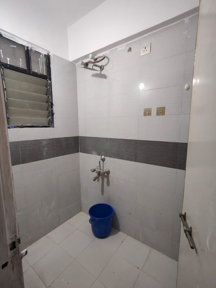 Bathroom, concord-pushpak 1 Bedroom 550 Sq.Ft. Apartment In Lohgaon Pune 9347434