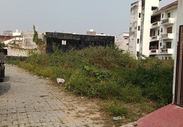 Plot – Exterior View View at Aliganj - for Sale
