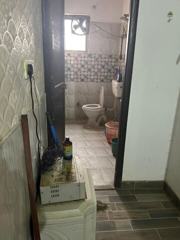 Bathroom in 2 BHK Apartment at Malhour – for Rent