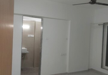 2 BHK Apartment For Sale in Nityanand Baug, Chembur