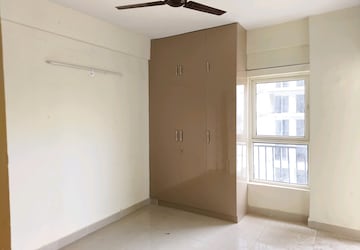 4 BHK Apartment For Sale in One Indiabulls, Sector 104