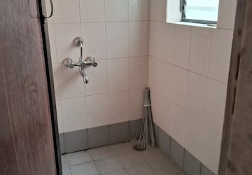 Bathroom in 1 BHK Apartment at Satellite Classic, Jogeshwari East – for Rent