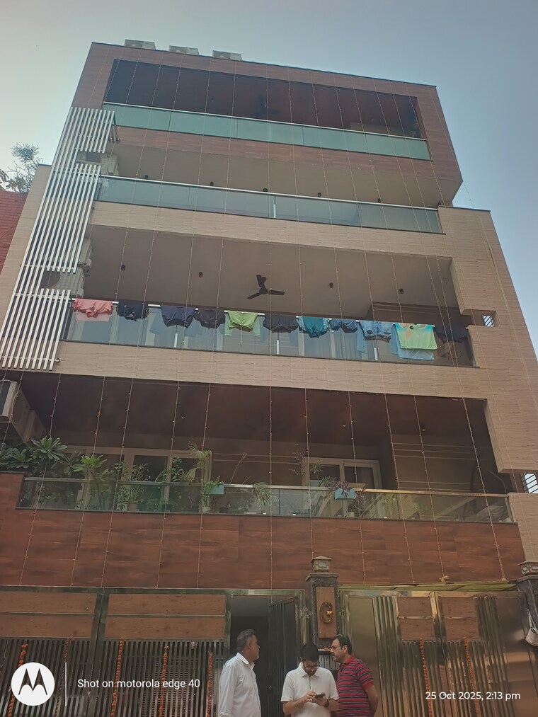 Exterior View, kalkaji 3 Bedroom 200 Sq.Yd. Builder Floor In Kalkaji Delhi 9347497