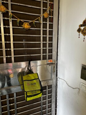 Staircase in 2 BHK Villa at RWA Apartments Sector 51, Sector 51 – for Rent