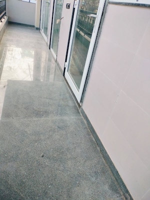 Building Lobby in 3 BHK Builder Floor at Sector 15 – for Rent