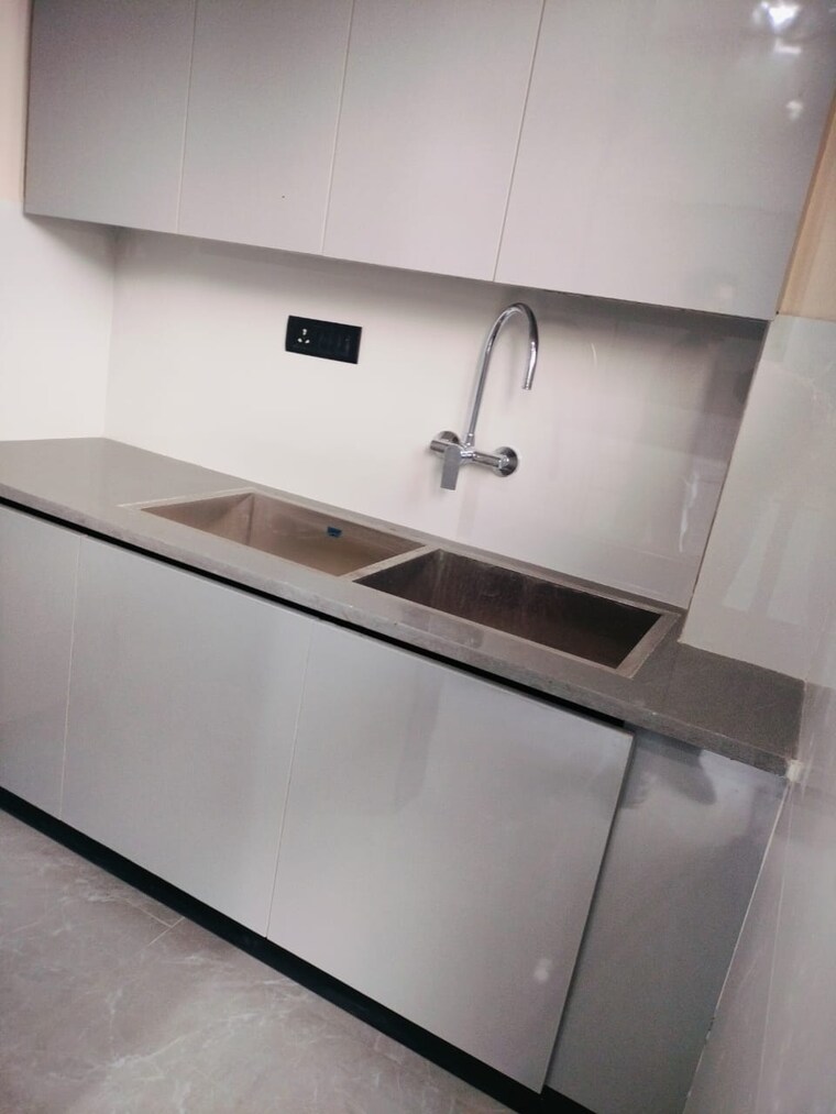 Kitchen, sector 15 3 Bedroom 2000 Sq.Ft. Builder Floor In Sector 15 Gurgaon 9347503