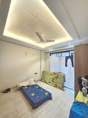 Team Area in 3 BHK Apartment at DLF Alameda, Sector 73 – for Rent