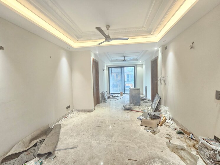 Living Room, dlf-alameda 3 Bedroom 250 Sq.Ft. Apartment In Sector 73 Gurgaon 9347506