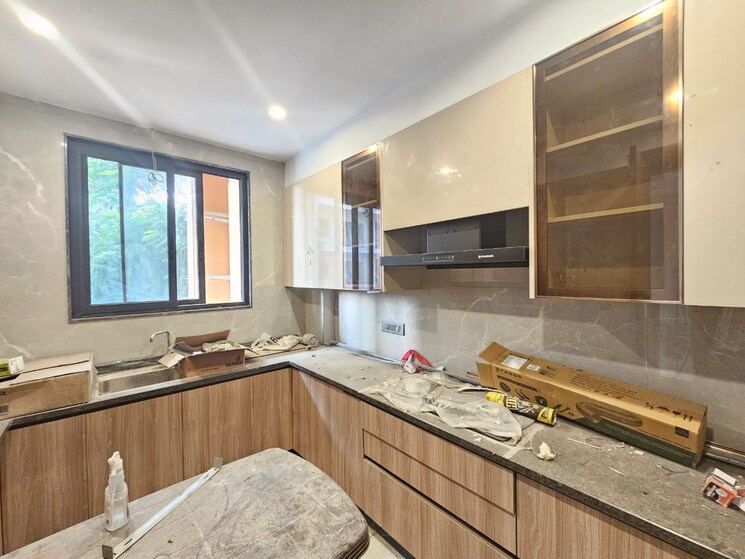 Kitchen, dlf-alameda 3 Bedroom 250 Sq.Ft. Apartment In Sector 73 Gurgaon 9347506