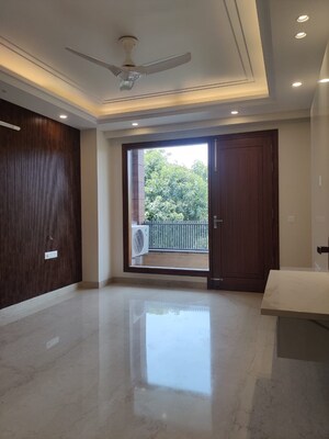 3 BHK Builder Floor For Rent in Sector 45