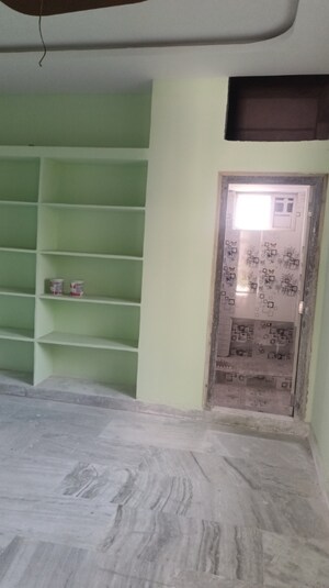 Room in 2 BHK Independent House at Krishna Reddy Pet – for Sale