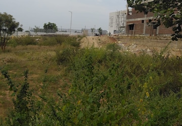 Plot For Sale in Neredment