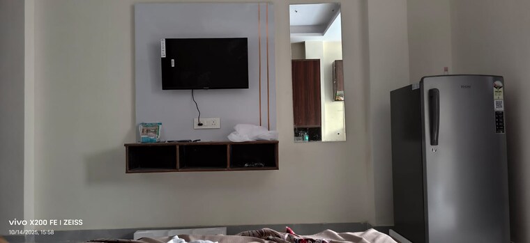 Kitchen, jmd-megapolis 1 RK 350 Sq.Ft. Builder Floor In Sector 48 Gurgaon 9347535