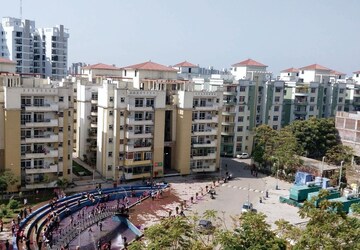 2 BHK Apartment For Rent in Vip Road