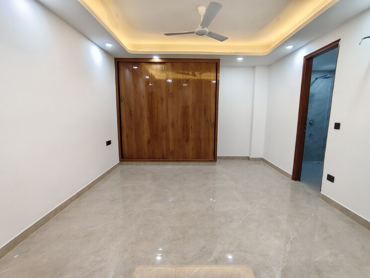 Master Bedroom, saket 3 Bedroom 2000 Sq.Ft. Builder Floor In Saket Delhi 9347556