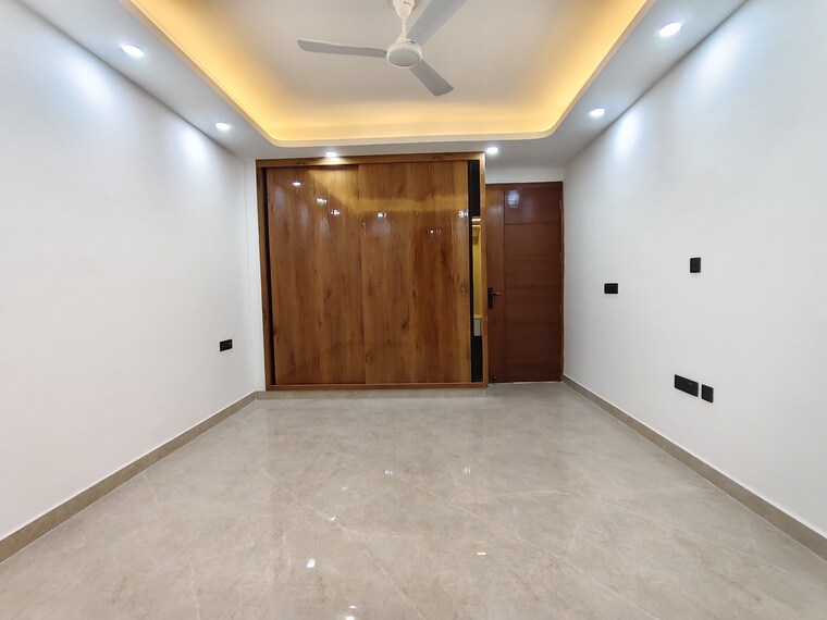 Master Bedroom, saket 3 Bedroom 2000 Sq.Ft. Builder Floor In Saket Delhi 9347556