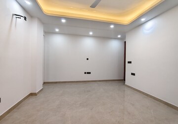 Bedroom in 3 BHK Builder Floor at Saket – for Rent