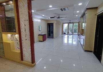 Building Lobby in 4 BHK Apartment at SMR Vinay Iconia Hyderabad, Kondapur – for Rent