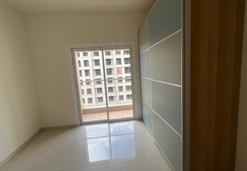 Room in 2 BHK Apartment at Sobha Dream Gardens, Thanisandra Main Road – for Rent