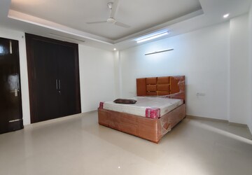 Master Bedroom in 3 BHK Builder Floor at Saket – for Rent
