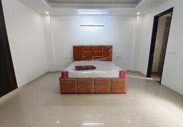Master Bedroom in 3 BHK Builder Floor at Saket – for Rent