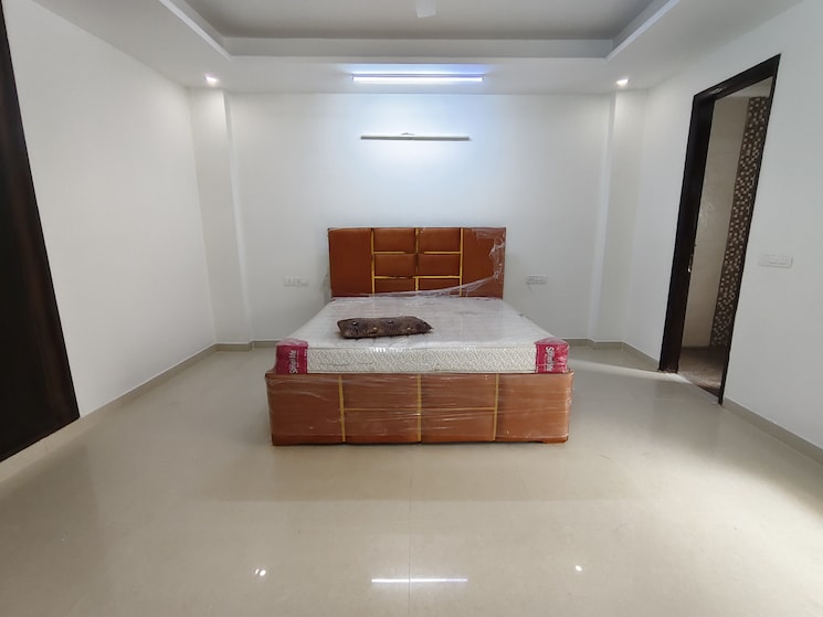 Master Bedroom, saket 3 Bedroom 1500 Sq.Ft. Builder Floor In Saket Delhi 9347569