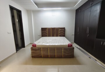Master Bedroom in 3 BHK Builder Floor at Saket – for Rent