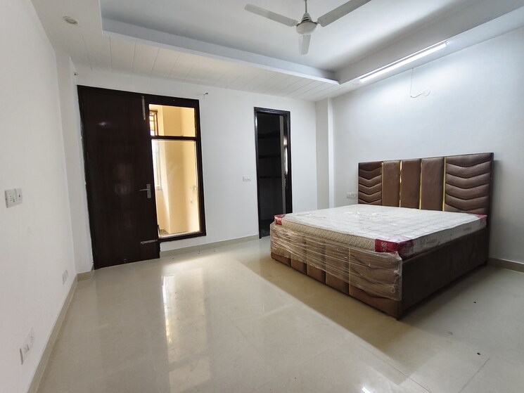 Master Bedroom, saket 3 Bedroom 1500 Sq.Ft. Builder Floor In Saket Delhi 9347569