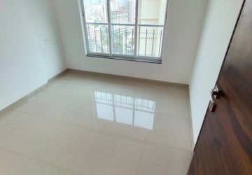 Room in 2 BHK Apartment at Dimple 19 North, Kandivali West – for Rent