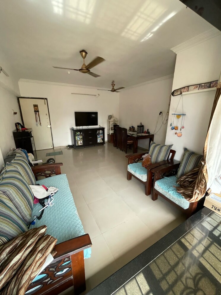Living Room, satellite-tower 2 Bedroom 783 Sq.Ft. Apartment In Goregaon East Mumbai 9347588