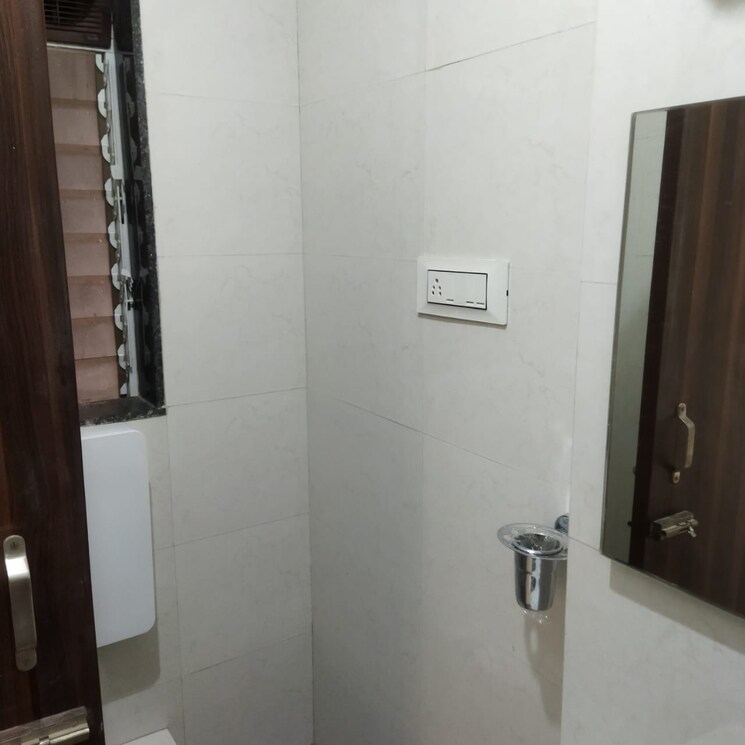 Bathroom, dharti-pressidio 2 Bedroom 628 Sq.Ft. Apartment In Kandivali West Mumbai 9347592