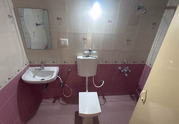 Team Area in 2 BHK Apartment at Banashankari – for Rent