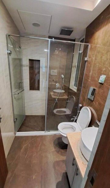 Team Area in 3 BHK Apartment at Indiabulls Blu, Worli – for Rent