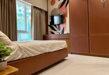Bedroom in 1 BHK Apartment at Goregaon West – for Sale