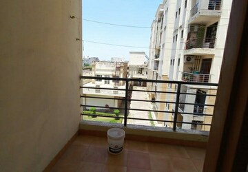 2 BHK Apartment For Rent in ROF Aalayas, Sector 102