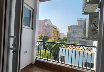Balcony in 2 BHK Builder Floor at Saket – for Rent