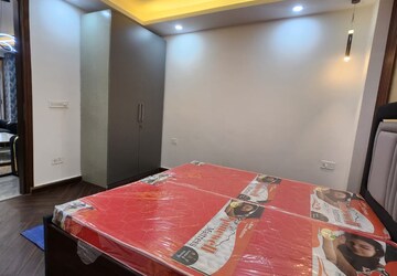 Bedroom in 2 BHK Builder Floor at Saket – for Rent