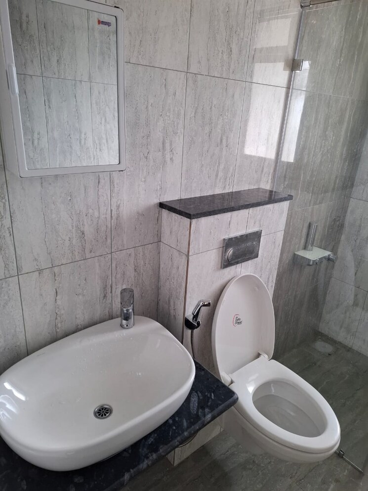 Bathroom, kolte-patil-life-republic 3 Bedroom 1000 Sq.Ft. Apartment In Hinjewadi Pune 9347681