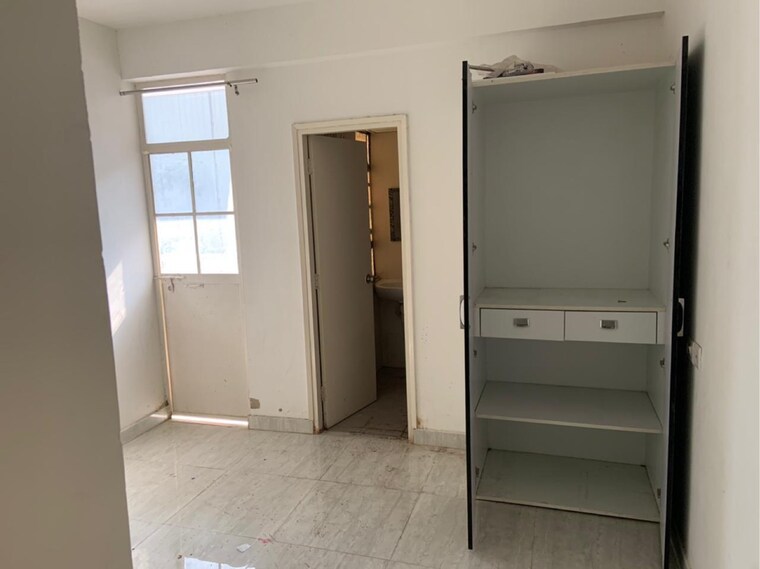 Room, signature-solera-apartment 2 Bedroom 548 Sq.Ft. Apartment In Sector 107 Gurgaon 9347671