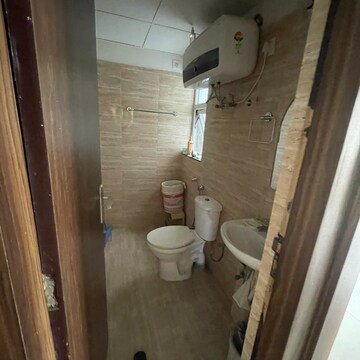 Bathroom in 3 BHK Apartment at BPTP Parkland Pride, Sector 77 – for Rent