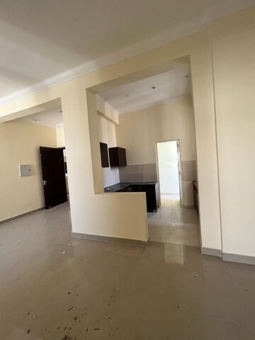 Room in 3.5 BHK Apartment at Gulshan Ikebana, Sector 143 – for Sale