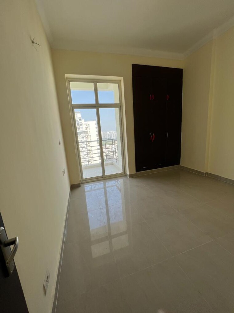 Room, gulshan-ikebana 3.5 Bedroom 1695 Sq.Ft. Apartment In Sector 143 Noida 9347708