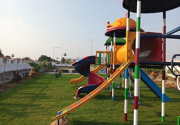 Plot – Garden View at Vasudaika Henley Woods, Nagreddipalli - for Sale