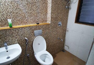 Bathroom in 2.5 BHK Apartment at Dombivli East – for Rent